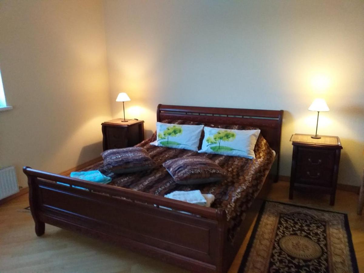 Guest House Pechersky & Sons Dreilini  エクステリア 写真